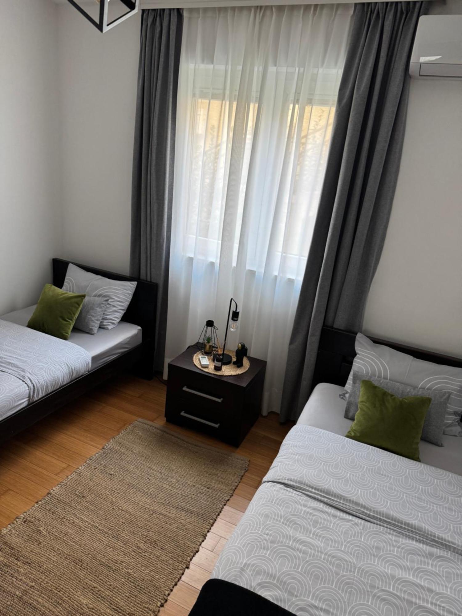 J&M Apartment Котор Екстериор снимка