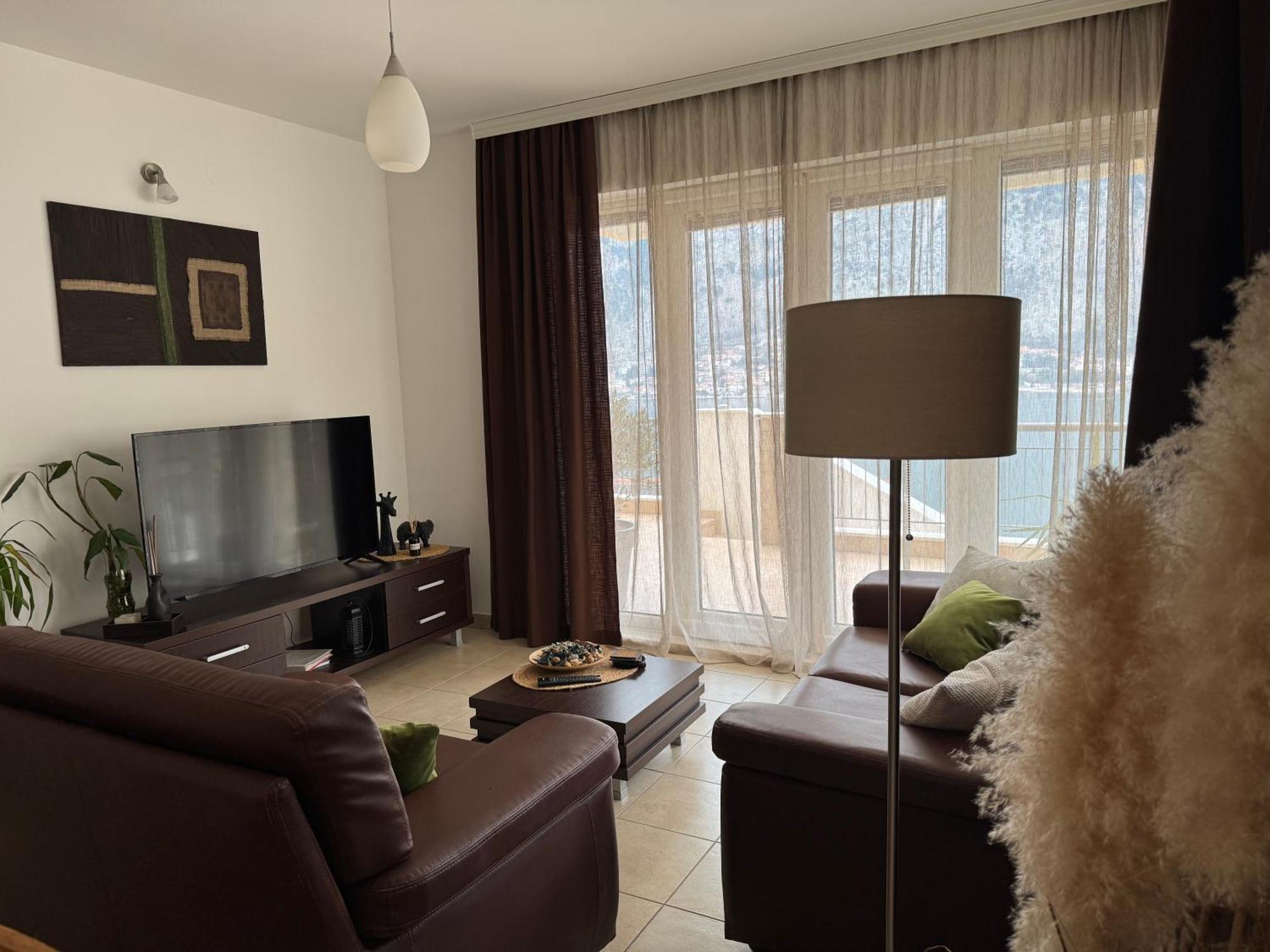 J&M Apartment Котор Екстериор снимка